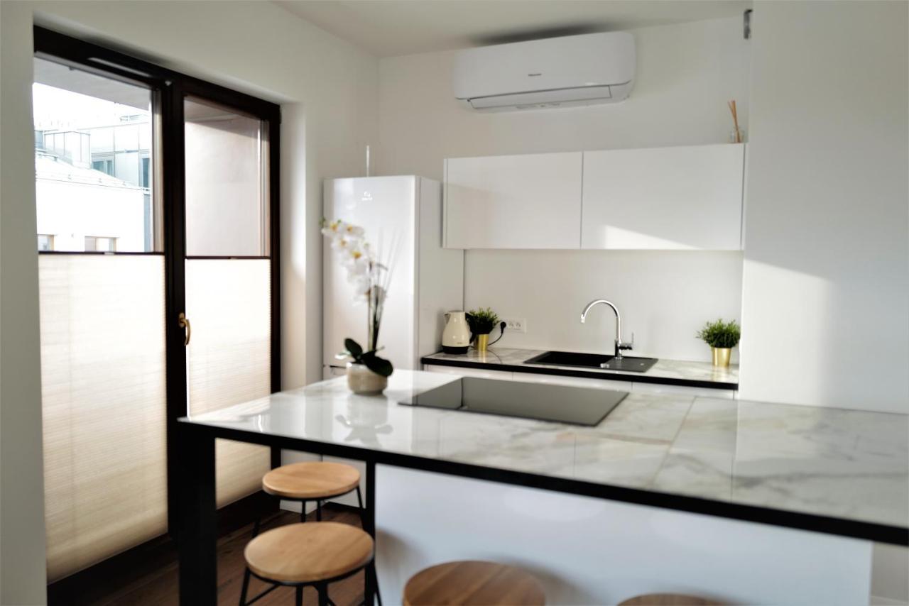 Central Port Warsaw Apartment Экстерьер фото